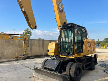 Kolesové rýpadlo CATERPILLAR MH3024