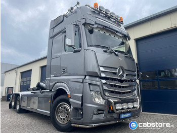Hákový nosič kontejnerů MERCEDES-BENZ Actros