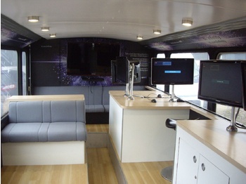 Dvoupatrový autobus MCW METROBUS British Double Decker Bus Marketing Exhibition Training: obrázek 4 Dvoupatrový autobus MCW METROBUS British Double Decker Bus Marketing Exhibition Training: obrázek 4