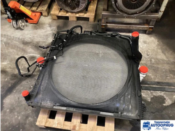 Motor a díly SCANIA