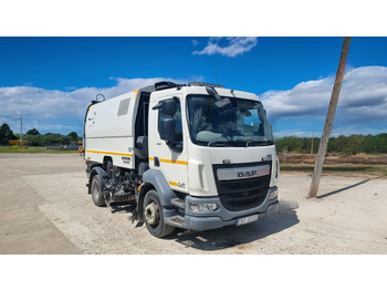 Zametací vůz DAF LF 220