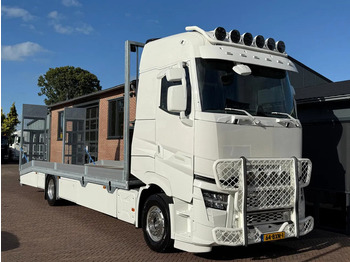 Přepravník automobilů RENAULT T High