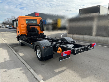 Nový Podvozek s kabinou MAN TGL 8.160: obrázek 4 Nový Podvozek s kabinou MAN TGL 8.160: obrázek 4