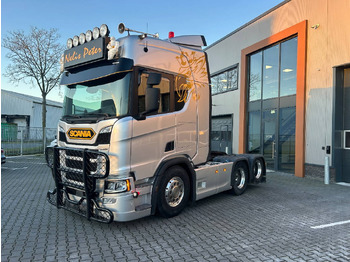 Tahač SCANIA R 450