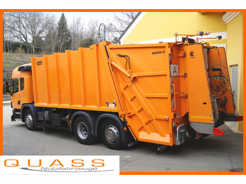 Vůz na odvoz odpadků SCANIA P