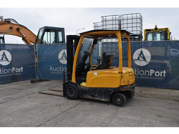 Elektrický vysokozdvižný vozík Hyster J2.5XN-717: obrázek 3