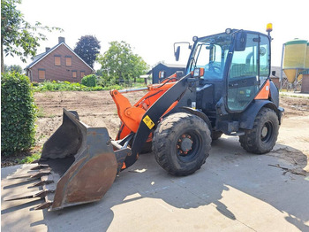 Kolový nakladač KOMATSU WA70