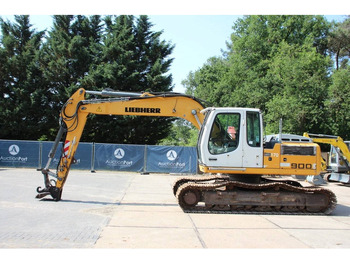 Pásové rýpadlo LIEBHERR R 900