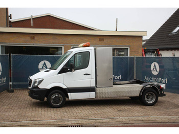 Podvozek s kabinou MERCEDES-BENZ Sprinter
