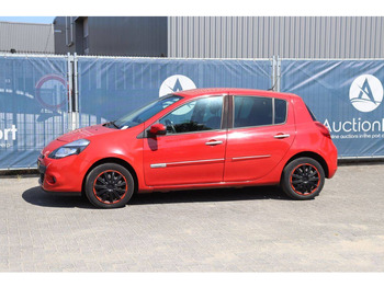 Sedan RENAULT