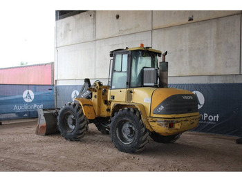 Kolový nakladač Volvo L45B-TP: obrázek 3