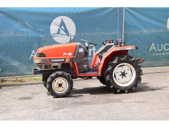 Traktor YANMAR