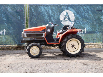 Traktor YANMAR