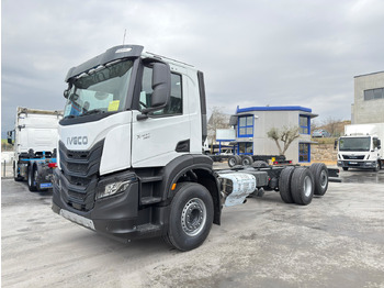 Podvozek s kabinou IVECO X-WAY