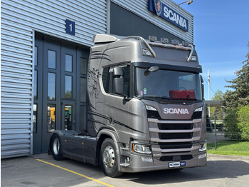 Tahač SCANIA R 450