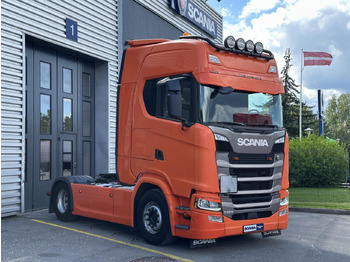 Tahač SCANIA S 500