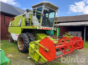 Sklízecí mlátička CLAAS Dominator