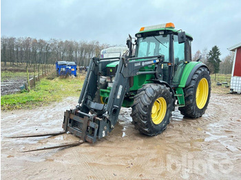 Traktor JOHN DEERE 6320