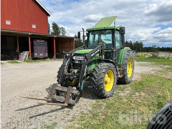 Traktor JOHN DEERE 6400