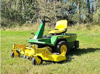 Sekačka na trávu JOHN DEERE