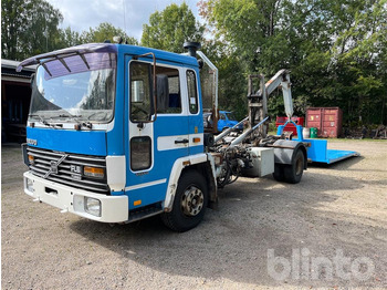 Hákový nosič kontejnerů VOLVO FL