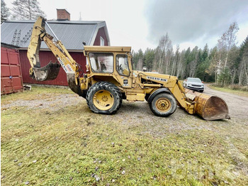 Rýpadlo-nakladač VOLVO