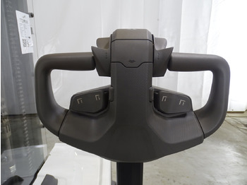 Stohovací vozík Mitsubishi SBP12N3: obrázek 3