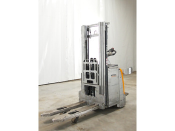 Stohovací vozík STILL