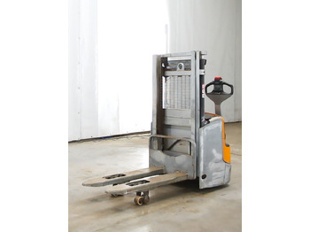 Stohovací vozík STILL