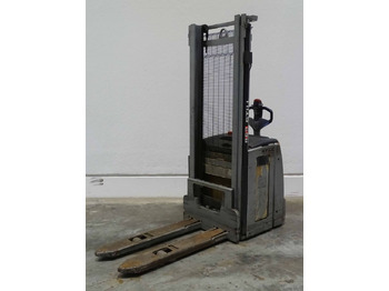 Stohovací vozík STILL