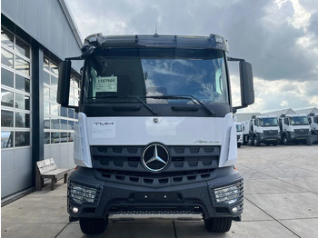 Mercedes-Benz Arocs 3340 6x4 Water Tank Truck leasing Mercedes-Benz Arocs 3340 6x4 Water Tank Truck: obrázek 5