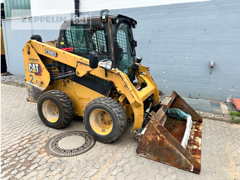 Smykový nakladač CATERPILLAR