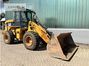 Kolový nakladač CATERPILLAR 930G
