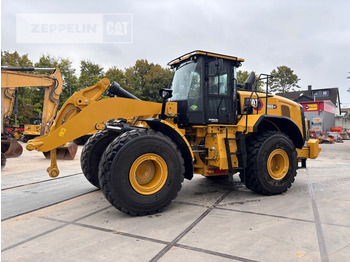 Kolový nakladač CATERPILLAR 966