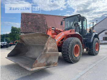 Kolový nakladač HITACHI ZW220