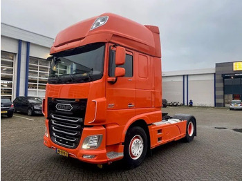 Tahač DAF XF 460