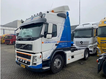 Tahač VOLVO FM 400
