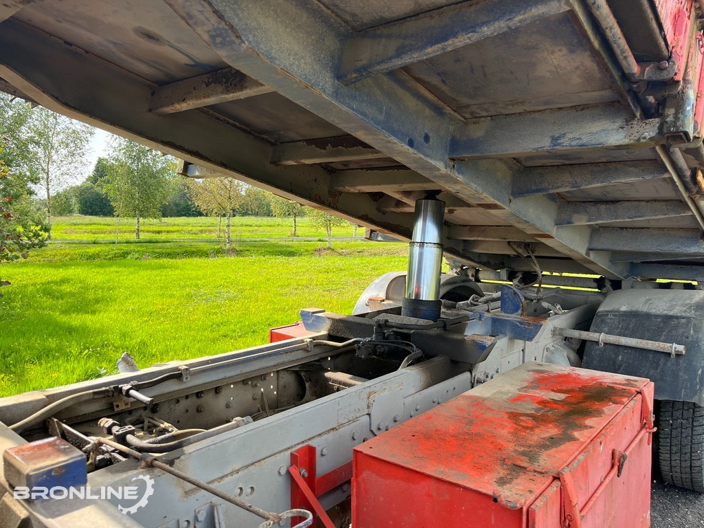 1984 SCANIA G82ML 54PA Tipper + HMF crane - Sklápěč, Auto s hydraulickou rukou: obrázek 5 1984 SCANIA G82ML 54PA Tipper + HMF crane - Sklápěč, Auto s hydraulickou rukou: obrázek 5