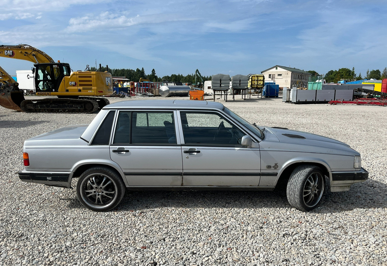 1992 VOLVO 740SE 2.3 85kW - Osobní auto: obrázek 3 1992 VOLVO 740SE 2.3 85kW - Osobní auto: obrázek 3