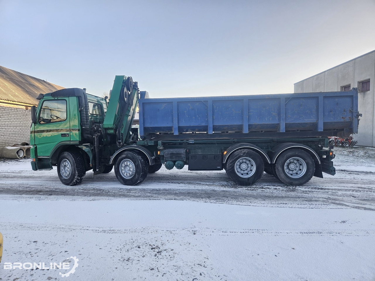 2002 Volvo FM12 8x4 Cable lift + Crane HMF - Nákladní auto - kabelový systém, Auto s hydraulickou rukou: obrázek 4 2002 Volvo FM12 8x4 Cable lift + Crane HMF - Nákladní auto - kabelový systém, Auto s hydraulickou rukou: obrázek 4