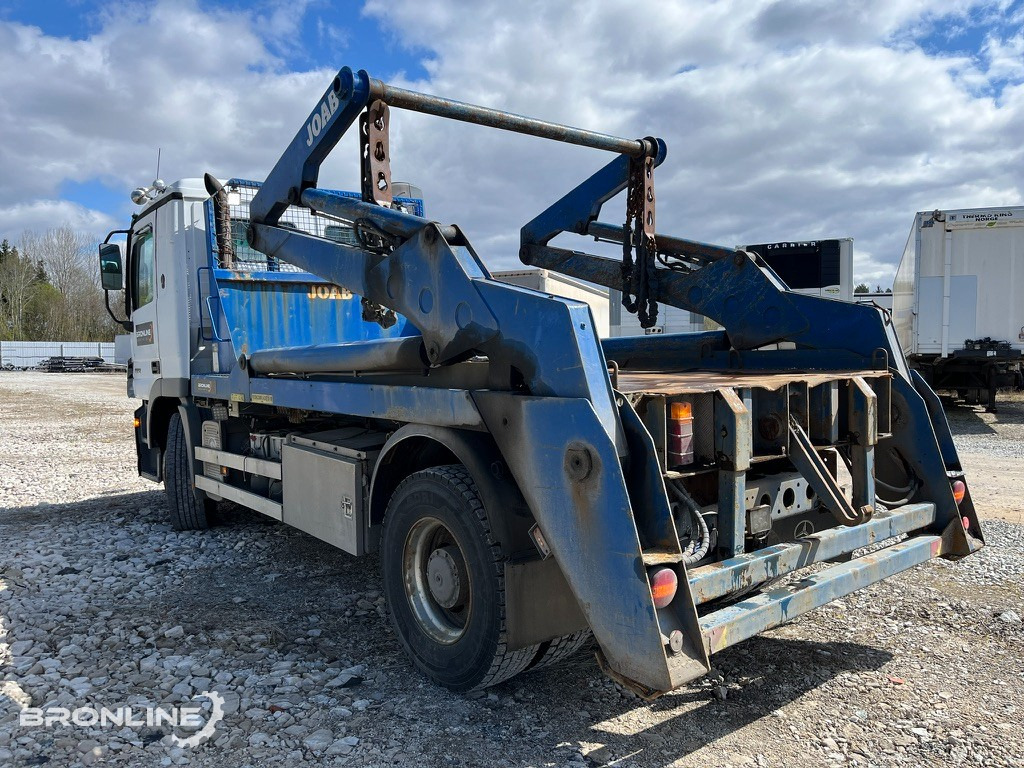 2004 Mercedes-Benz Actros 1832 Skip Loader Joab - Ramenový nosič kontajnerov: obrázek 4 2004 Mercedes-Benz Actros 1832 Skip Loader Joab - Ramenový nosič kontajnerov: obrázek 4
