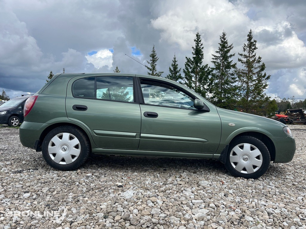Osobní auto 2005 Nissan Almera 1.8 85kW: obrázek 9