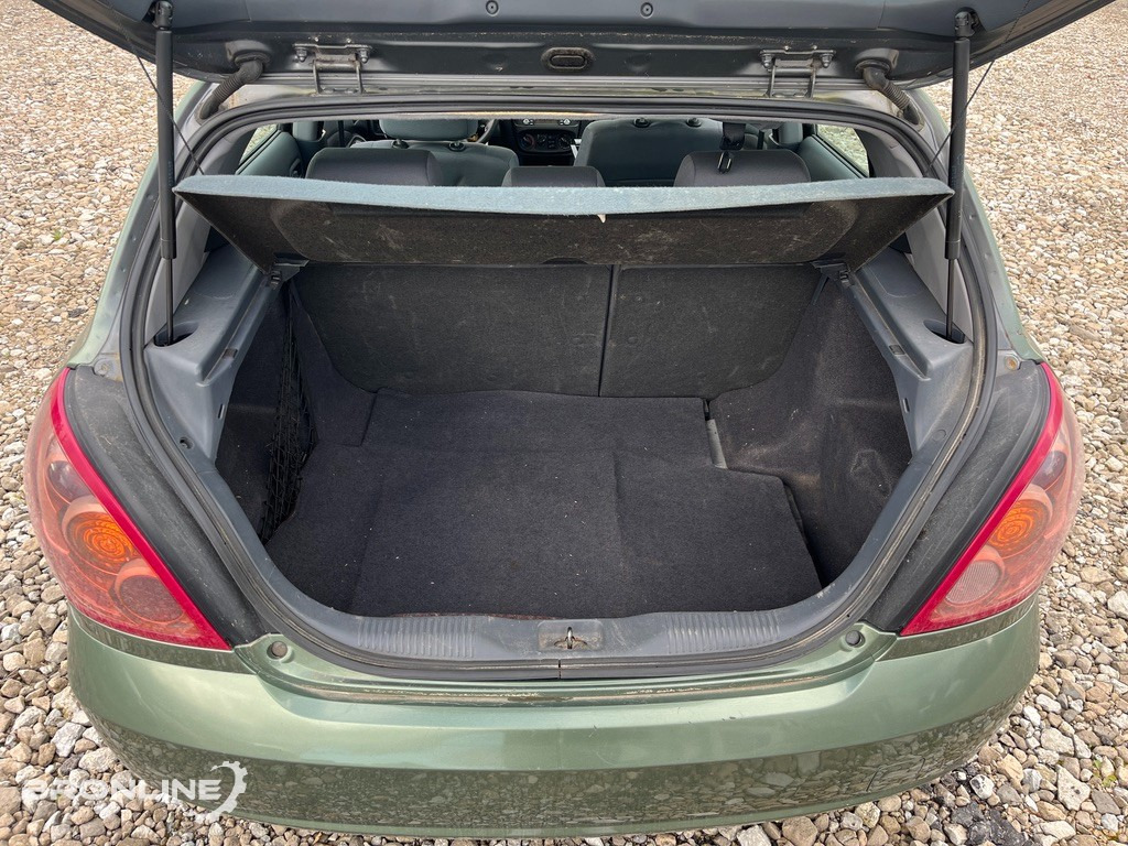 Osobní auto 2005 Nissan Almera 1.8 85kW: obrázek 10