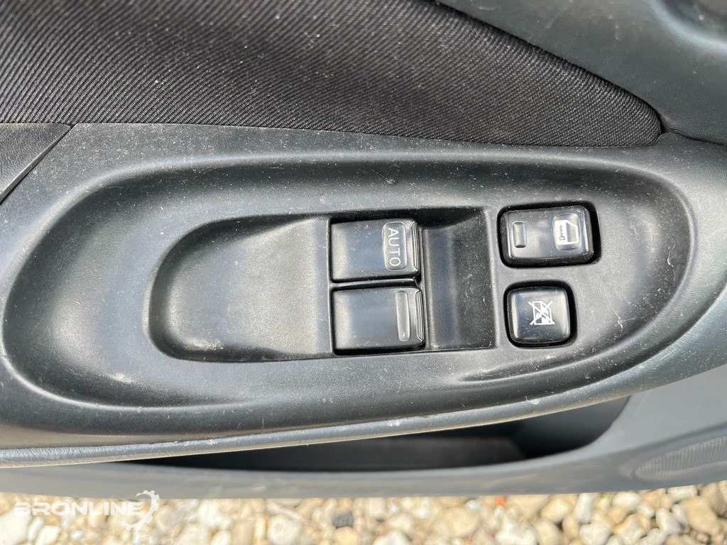 Osobní auto 2005 Nissan Almera 1.8 85kW: obrázek 19