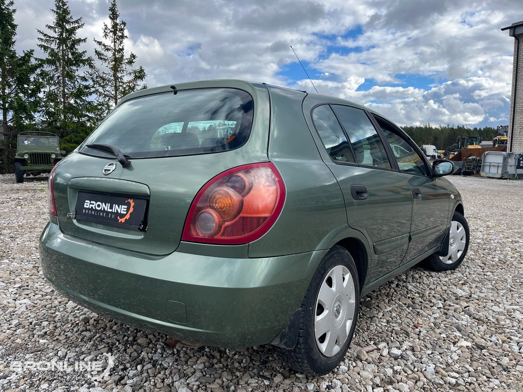 Osobní auto 2005 Nissan Almera 1.8 85kW: obrázek 7