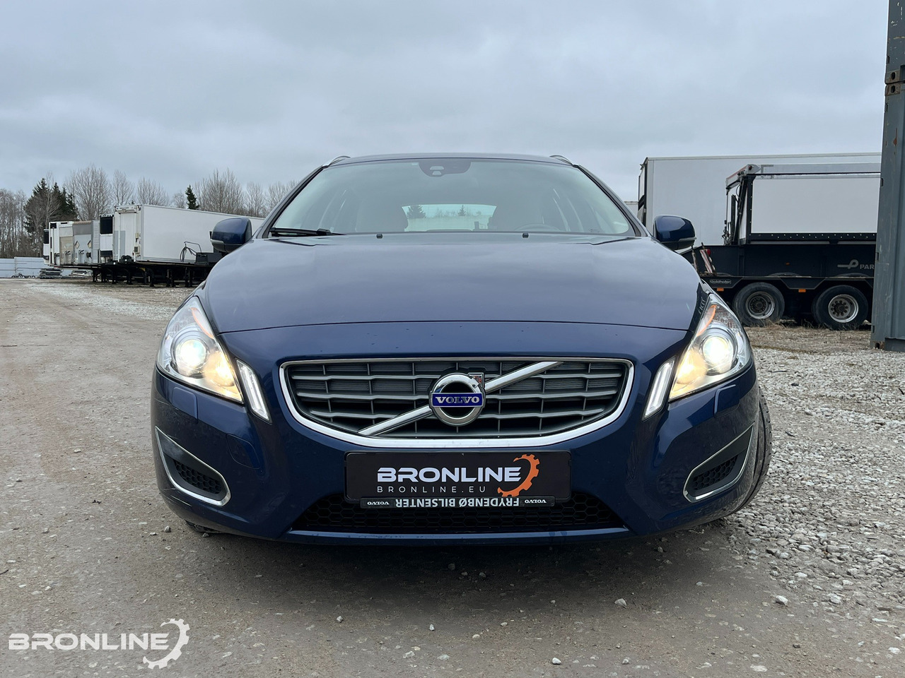 2011 Volvo V60 1.6 84kW Low mileage - Osobní auto: obrázek 3 2011 Volvo V60 1.6 84kW Low mileage - Osobní auto: obrázek 3