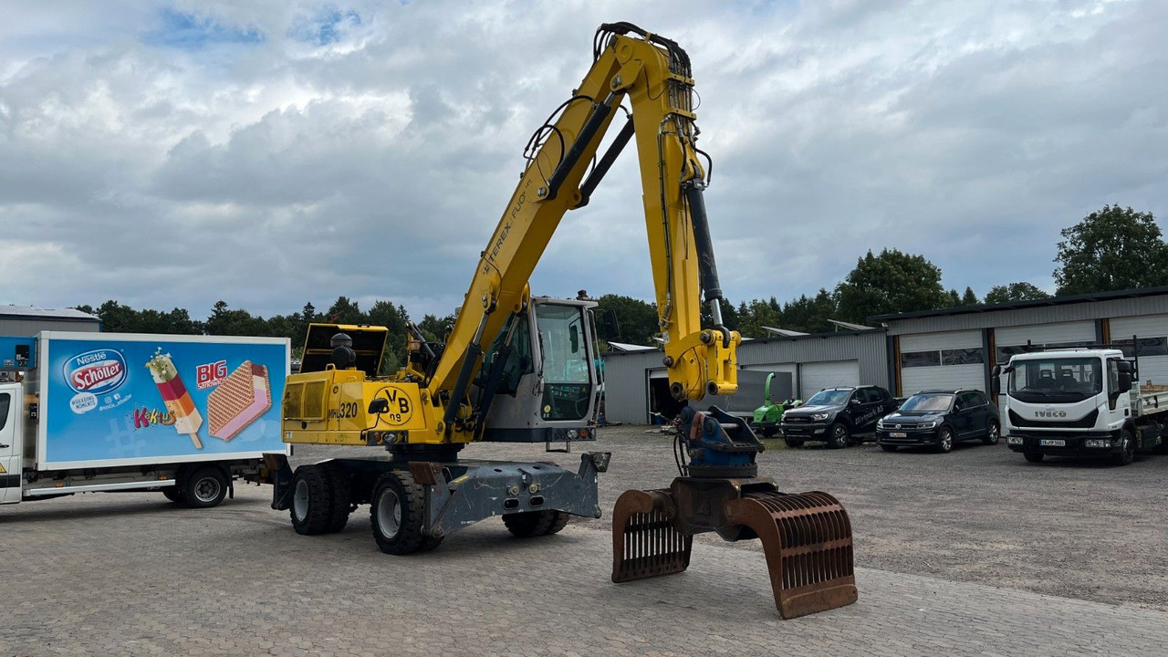 Fuchs TeRex MHL 320 D Umschlagbagger Greifer Pratzen - Překládkové rypadlo: obrázek 4 Fuchs TeRex MHL 320 D Umschlagbagger Greifer Pratzen - Překládkové rypadlo: obrázek 4