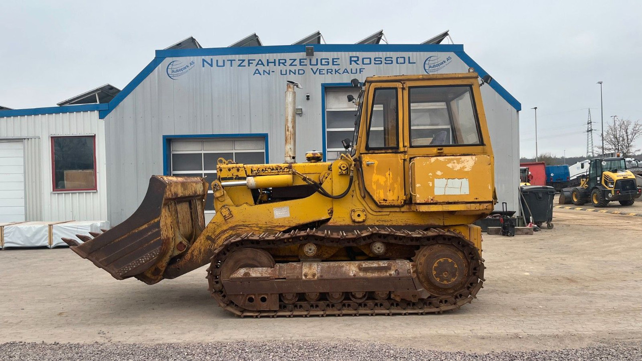 Hanomag 600 C Raupe Dozer - Pásový nakladač: obrázek 1 Hanomag 600 C Raupe Dozer - Pásový nakladač: obrázek 1