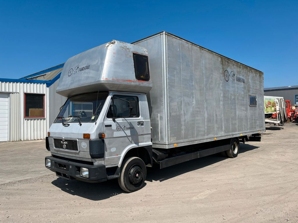 MAN VW-MAN LO2 Koffer Schlafkabine - Dodávka skřín: obrázek 3 MAN VW-MAN LO2 Koffer Schlafkabine - Dodávka skřín: obrázek 3