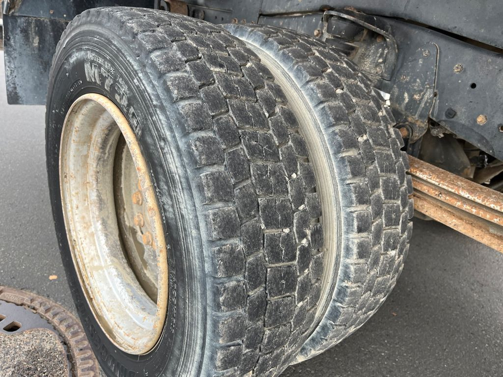 Dodávka sklápěč, Dodávka s dvojitou kabinou Mercedes-Benz 818 DK Kipper Dreiseitenkipper Meiller  Doka: obrázek 10